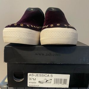 Only wore once